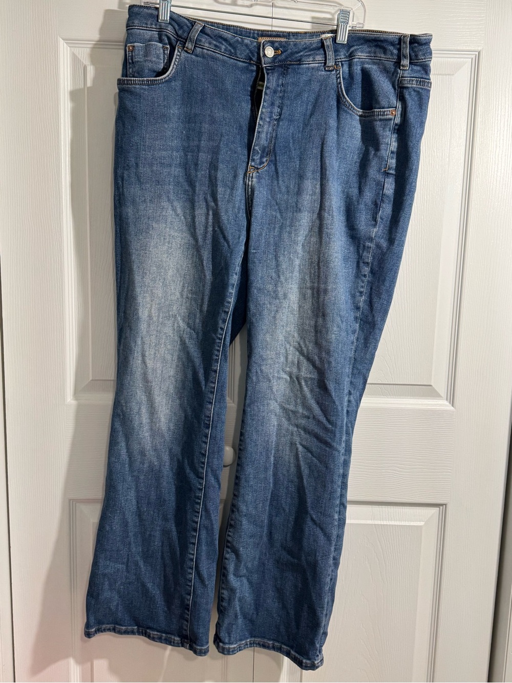 Pilcro Medium Wash Blue Bootcut Jeans